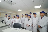 Лідери компанії «НОВЕ ЖИТТЯ» на виробництві
