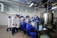 Лідери компанії «НОВЕ ЖИТТЯ» на виробництві