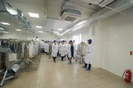 Лідери компанії «НОВЕ ЖИТТЯ» на виробництві