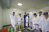 Лідери компанії «НОВЕ ЖИТТЯ» на виробництві