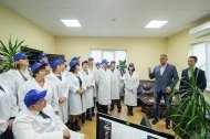 Лідери компанії «НОВЕ ЖИТТЯ» на виробництві