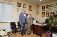 Лідери компанії «НОВЕ ЖИТТЯ» на виробництві