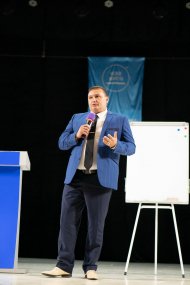 Регіональний семінар команди Коронованих Майстрів Володимира та Анни Моргун, Ужгород