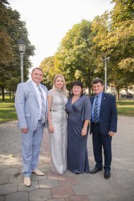 Бізнес - форум команди Коронованих Майстрів Володимира та Ганни Моргун м. Полтава вересень 2021р.